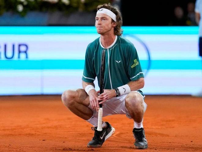 随后转岗到 随后转岗到